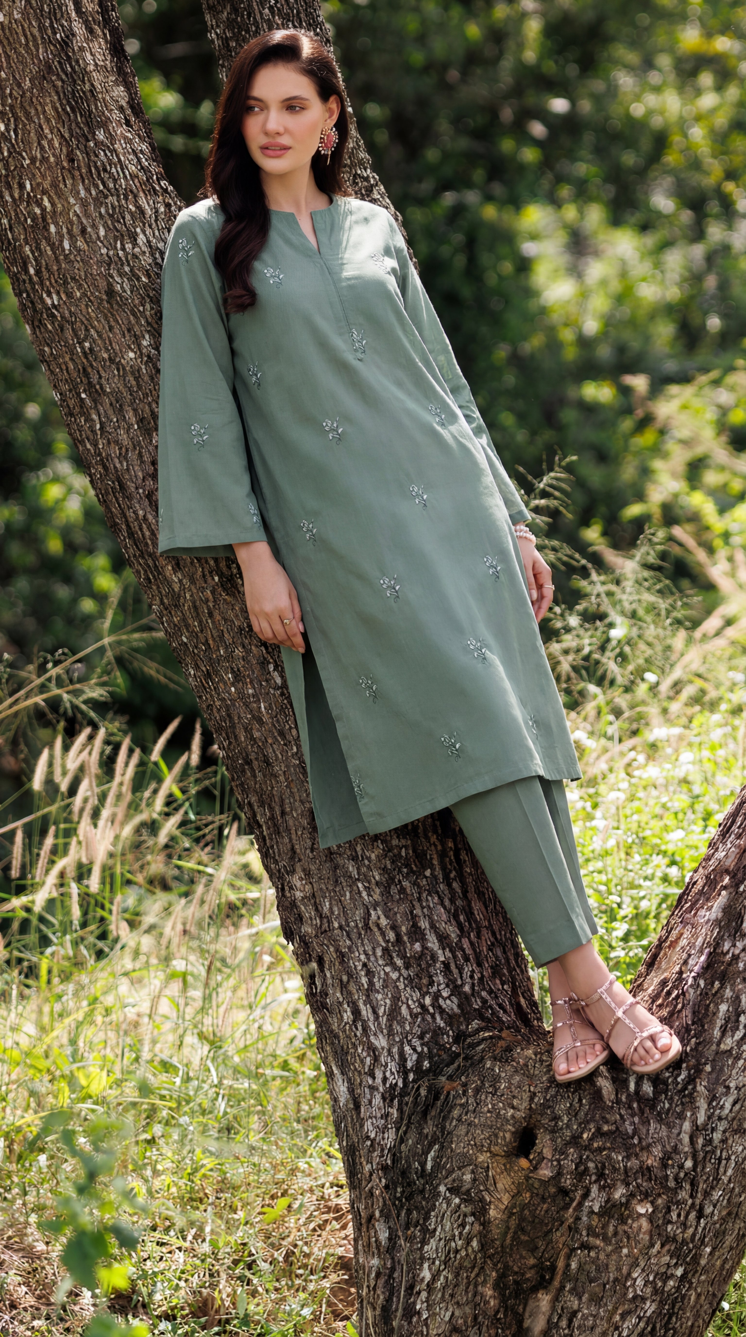Stitched Embroidered Bareeze Lawn 2 Piece