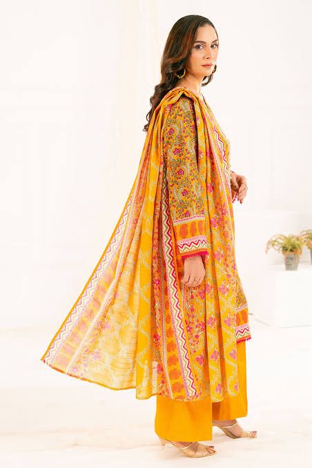 Gul Ahmed Lawn 3-Piece Stitched