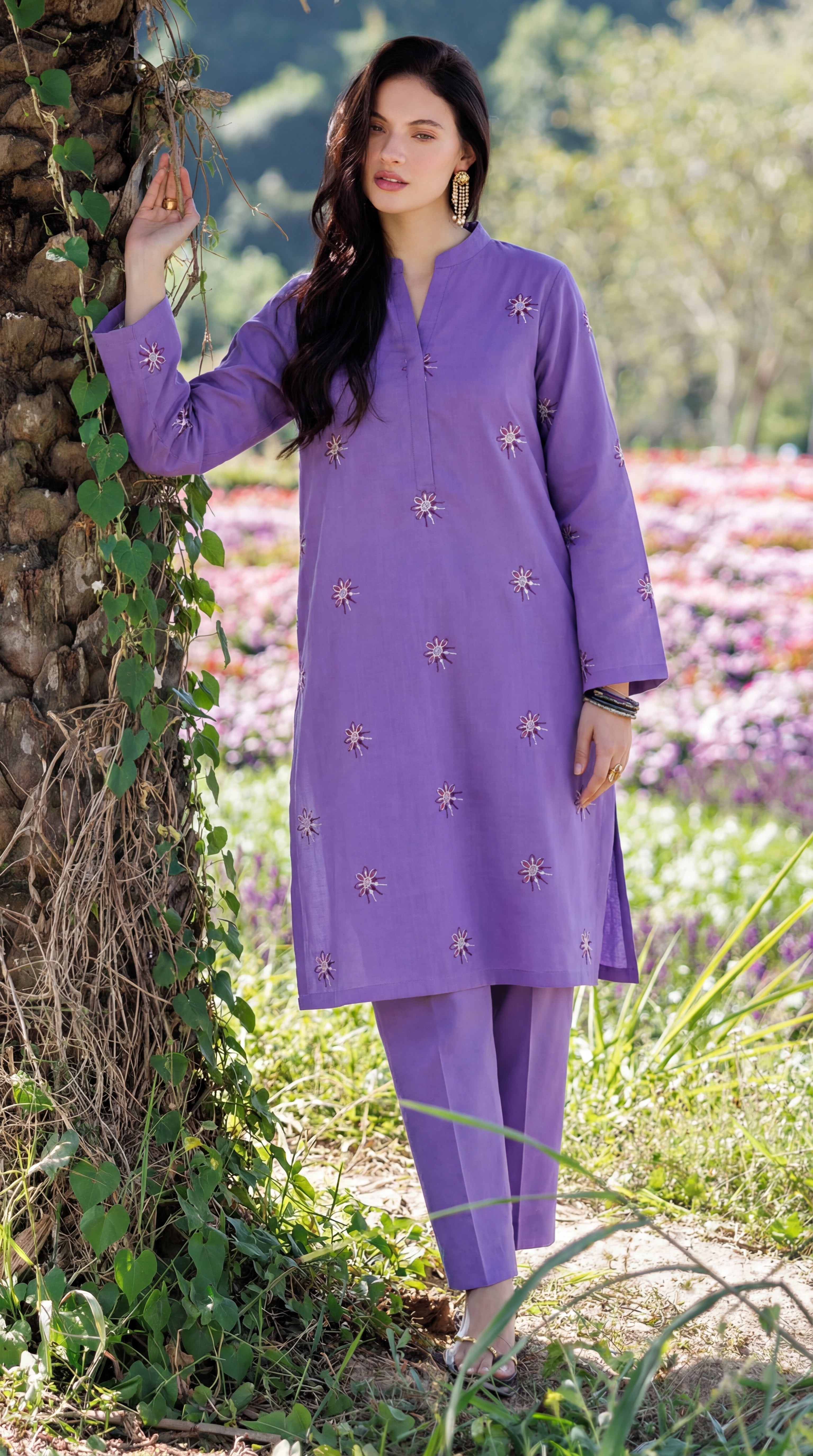 Bareeze Lawn Embroidered 2-Piece Stitched