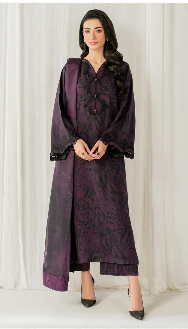 Baroque Lawn 3-Piece Unstiched