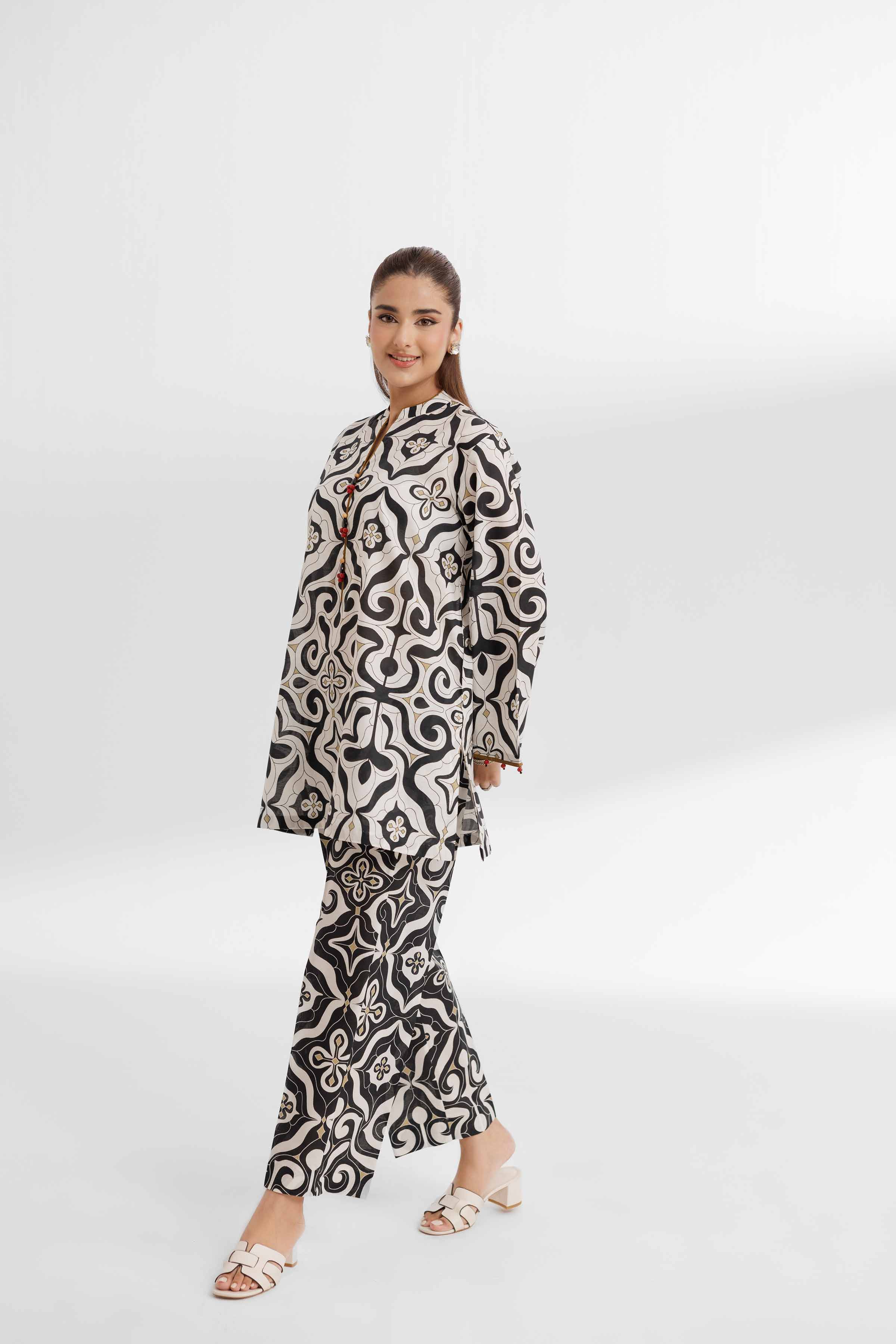 Edenrobe Printed Lawn 2-Piece Stitched