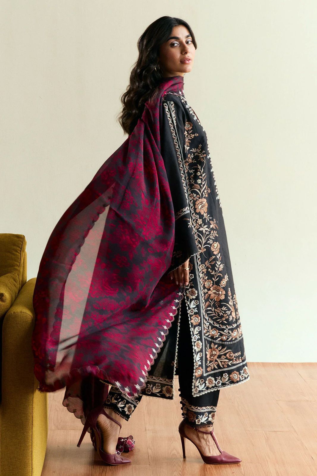 COCO By Zara Shahjahan Dhanak Embroidered 3-Piece Unstiched