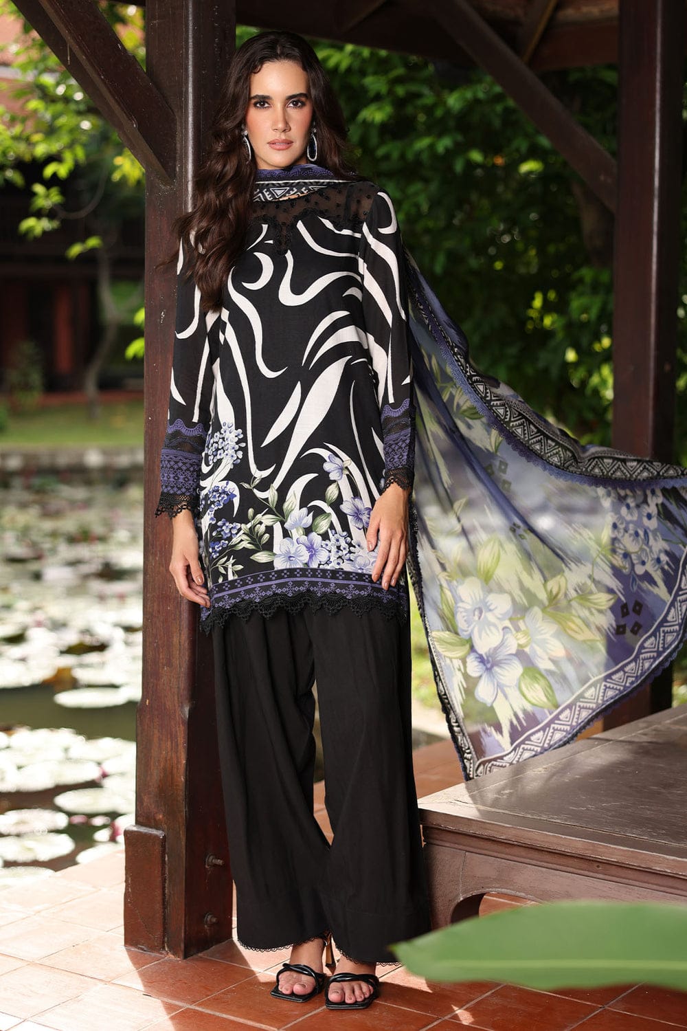 Nureh Lawn 3-Piece Stitched