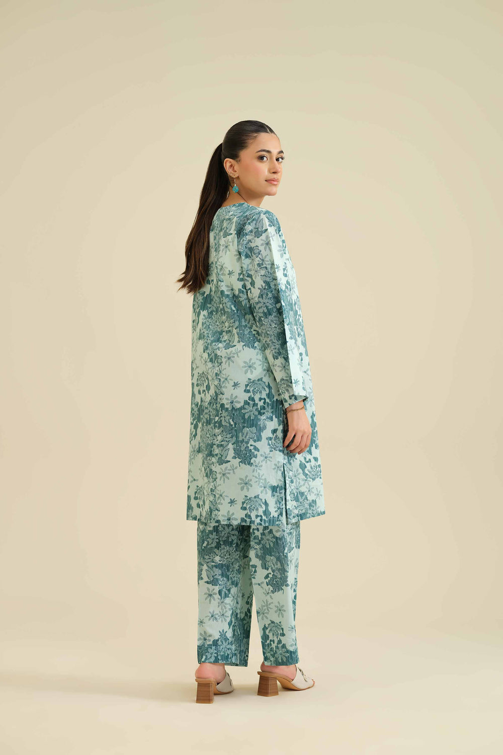 Nishat Printed Lawn 2-Piece Stitched