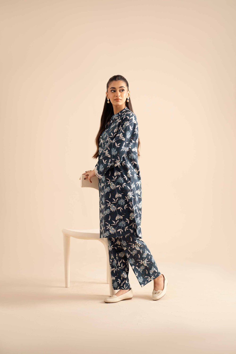 Nishat Printed Lawn 2-Piece Stitched