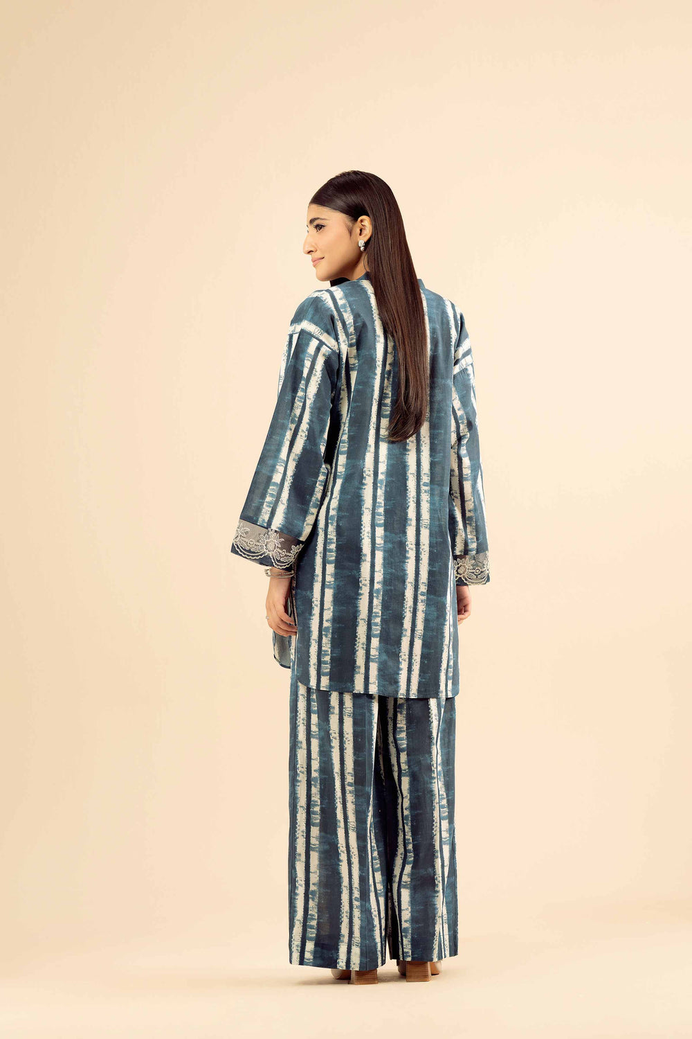 Nishat Printed Lawn 2-Piece Stitched