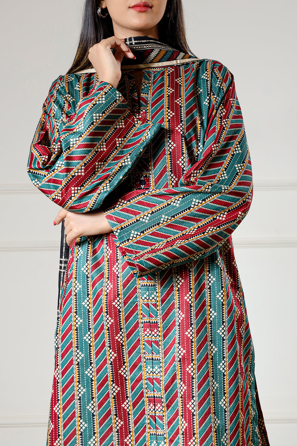 Saya Lawn 3-Piece Unstiched