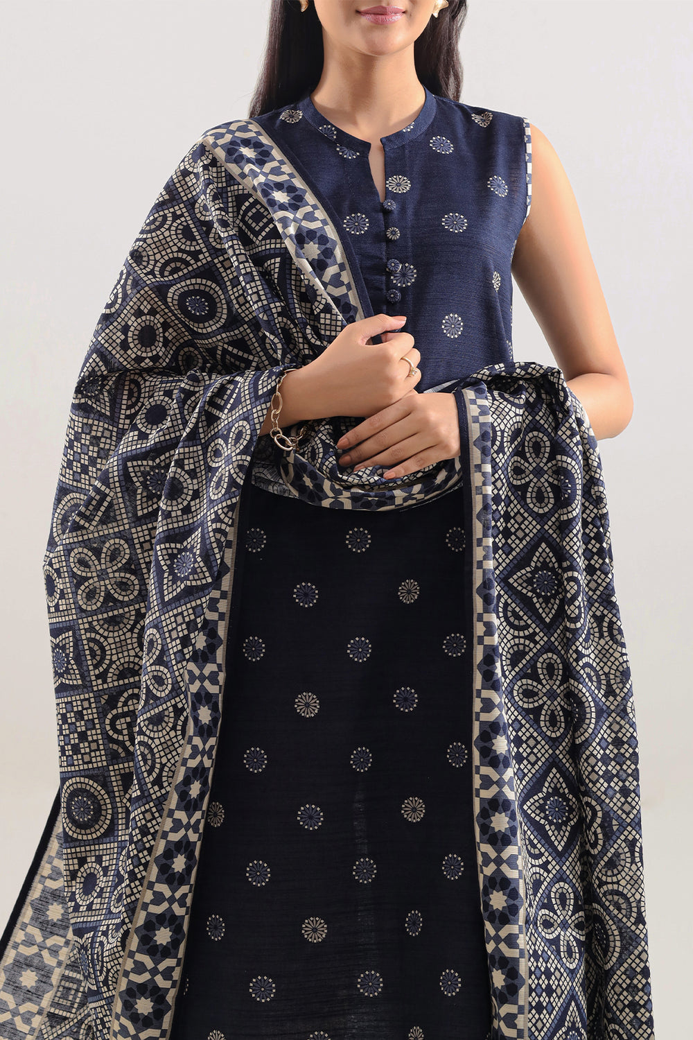 Saya Lawn 3-Piece Unstiched