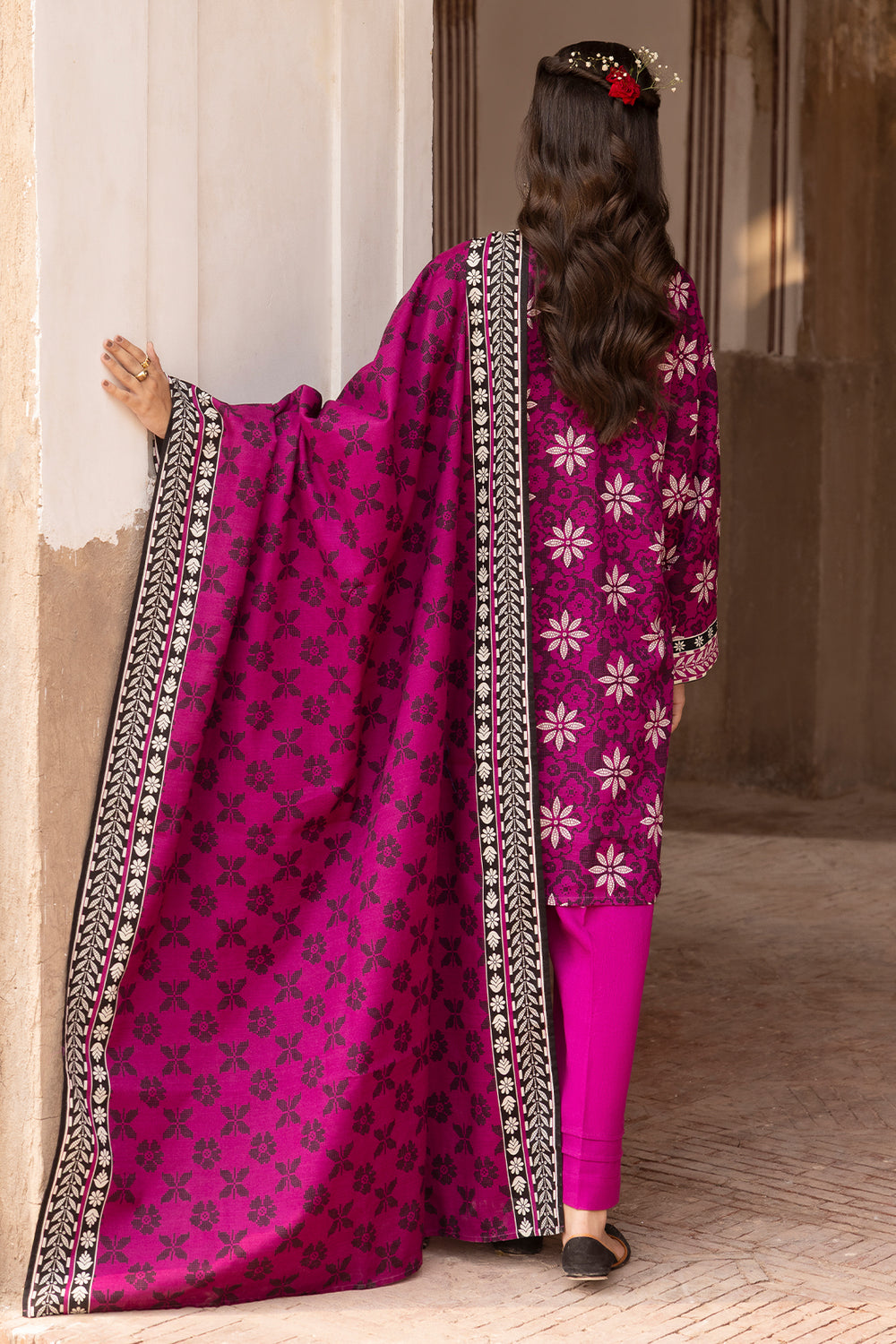 Saya Lawn 3-Piece Unstiched