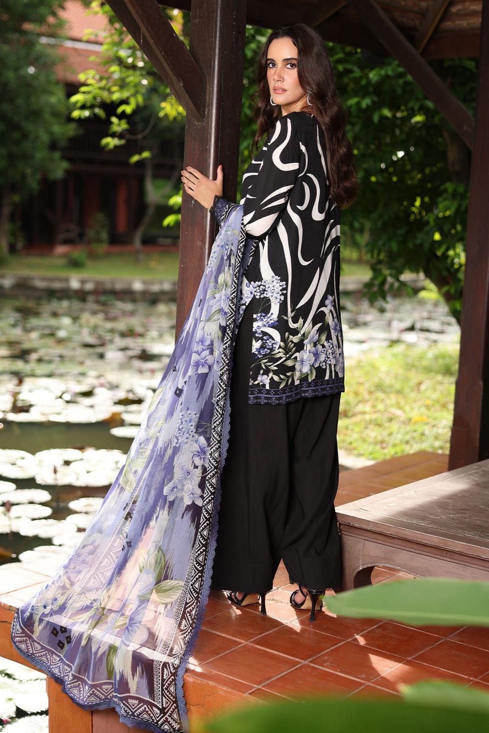 Nureh Lawn 3-Piece Stitched