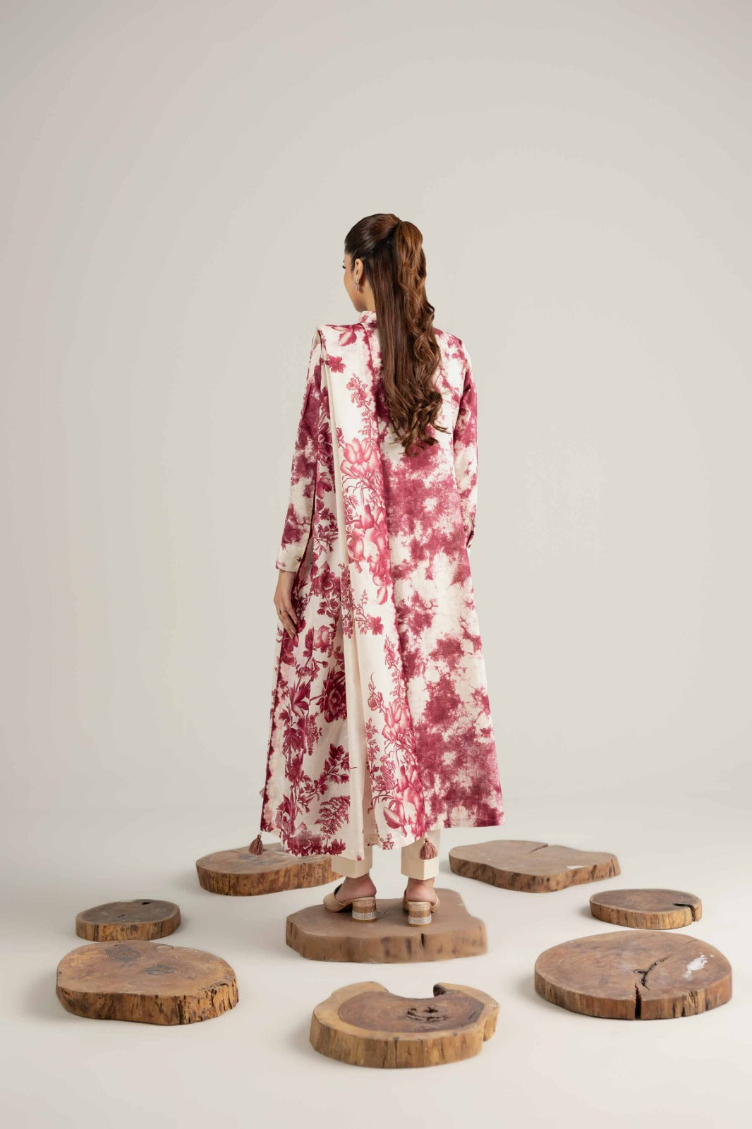 Nishat Lawn 3-Piece Unstiched