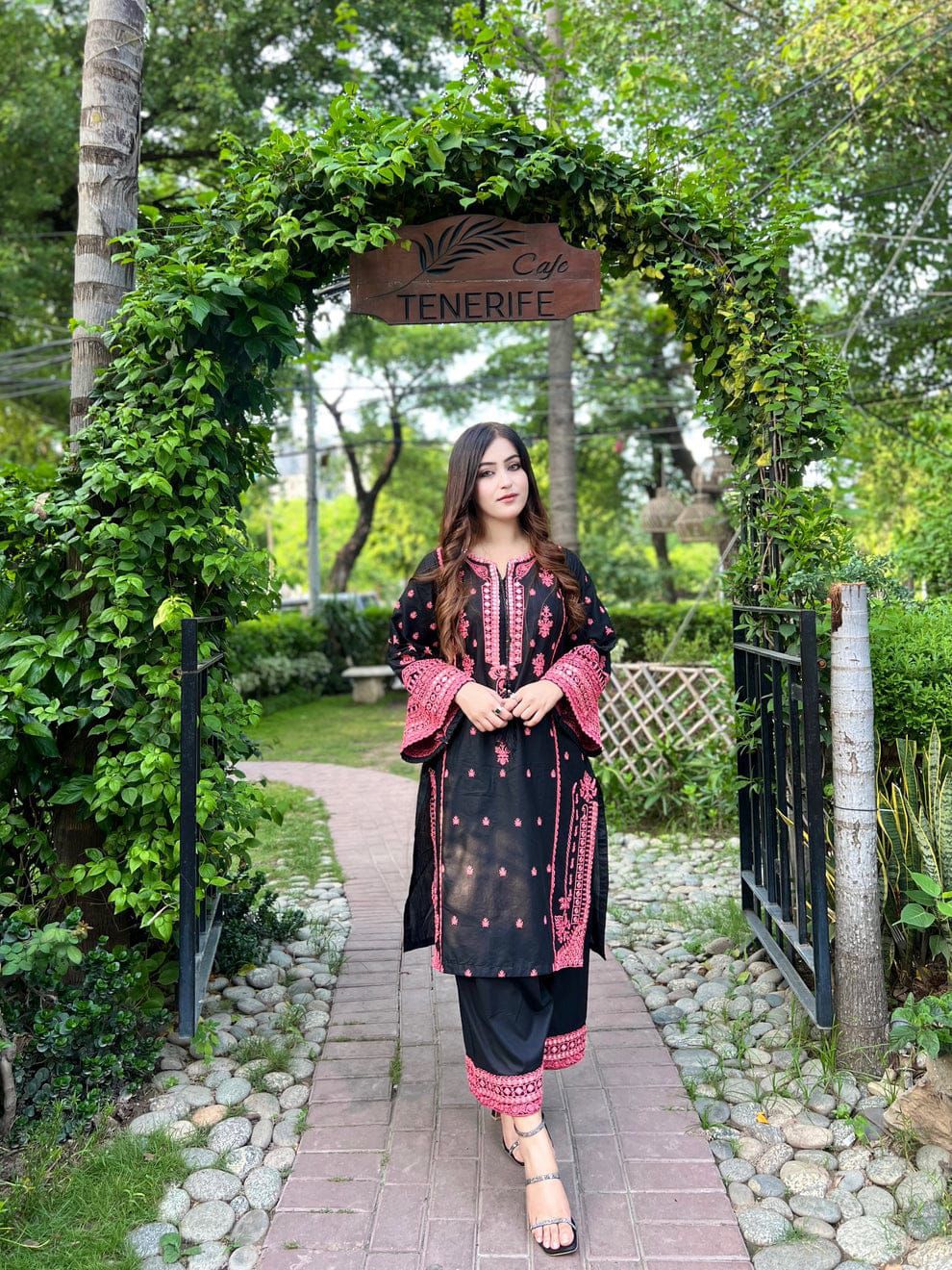 Lulusar Dhanak Embroidered 3-Piece Unstiched
