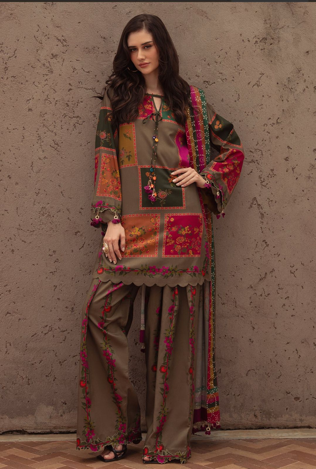 Charizma Lawn 3-Piece Unstiched